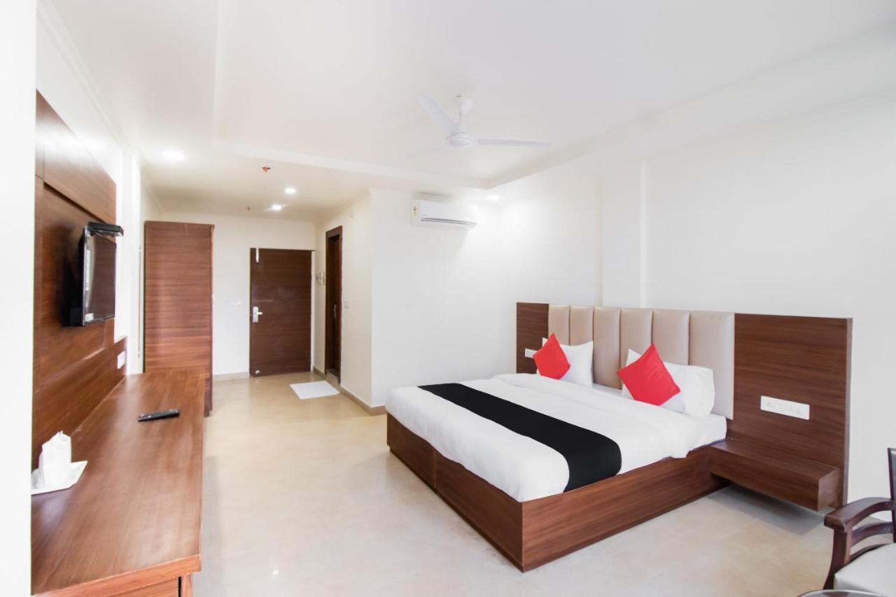 Hotel Grand 81 Faridabad Exterior foto