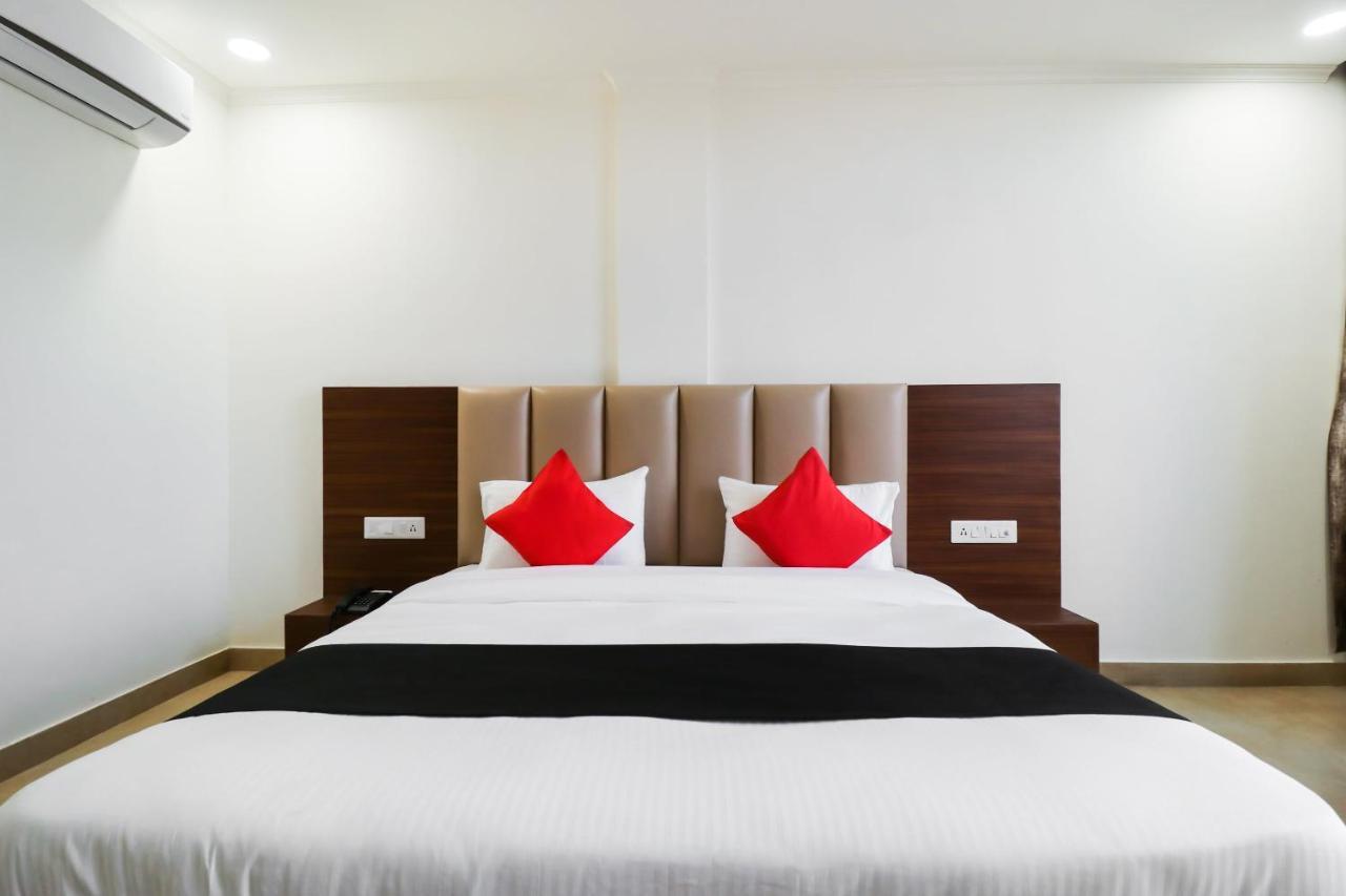 Hotel Grand 81 Faridabad Exterior foto